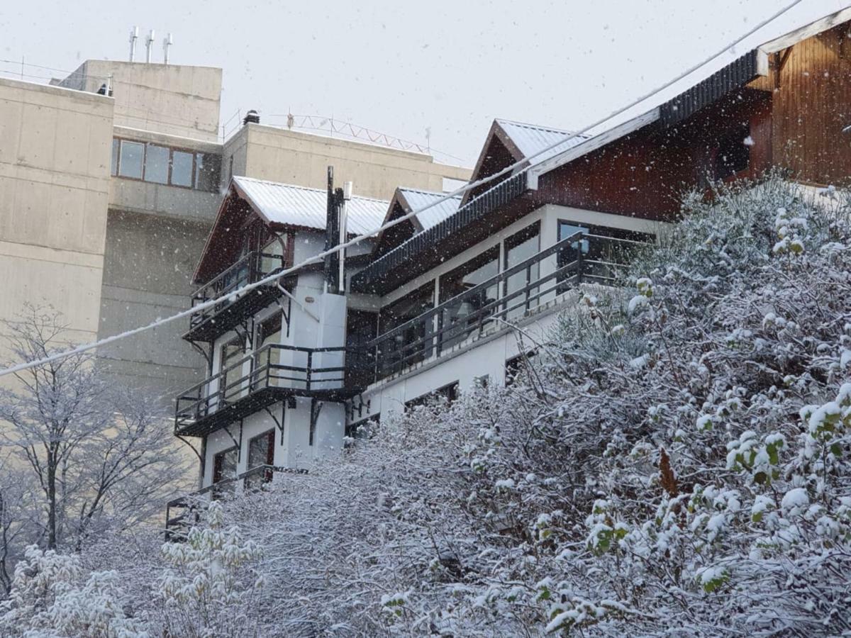Hosteria Residencia Linares Ushuaia Exterior photo